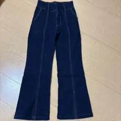 ダークブルーブーツカットデニム