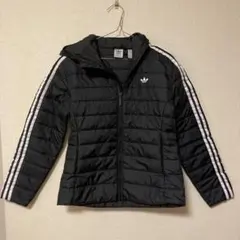 お値下げ。adidas フード付き ブラックダウンジャケット