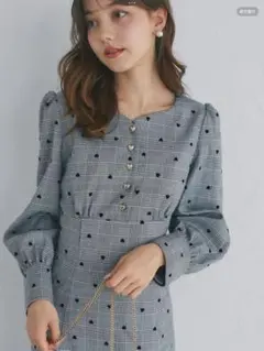 ハート模様のグレーチェックワンピース　￼トッコクローゼット美品