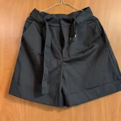 GU ベルト付きショートパンツ カーキ Lのサムネイル