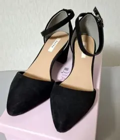 RANDA 黒 ポインテッドトゥヒール アンクルストラップ