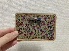 サマンサタバサ 花柄リボン付きパスケース