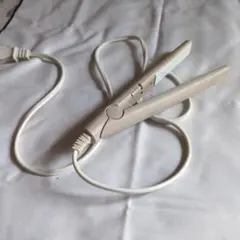 ホワイト セラミックストレートヘアアイロン