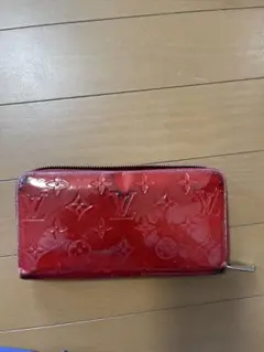⭐️ai⭐︎ヴィトン⭐︎ジッピーウォレット⭐️ヴェルニ⭐︎ヴィオレット⭐︎ LOUIS VUITTON（ルイ・ヴィトン） （未使用 展示品）ルイ ヴィトン