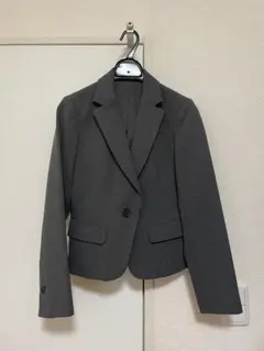 グレー シングルボタン テーラードジャケット・スカートスーツ