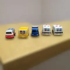 小さいプルバックカーセット 5台 救急車 トラック バン
