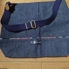 ブルーレーベル　斜めがけバック