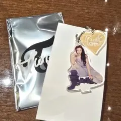 匿名配送 TWICE POPUP ミニアクスタチャーム ジヒョ