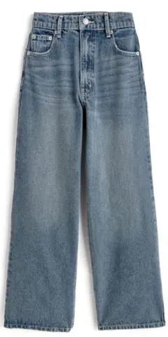 ストレートデニムパンツ