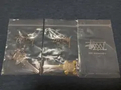 非売品★STUSSY柏周年記念メタリック キーホルダー鍵ノベルティ金銀スカル髑髏のサムネイル