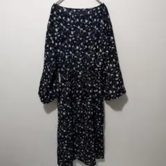 【値下げ済✨️】花柄バルーン袖ワンピース 黒