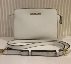 正規品　美品　マイケルコース　ショルダーバッグ　ホワイト