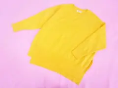 Jines ジネスオーバーサイズニット　エンボスロゴ　イエロー　新品未使用品のサムネイル