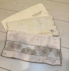 大幅値下げ‼️美品‼️タオルハンカチ 3枚セットのサムネイル