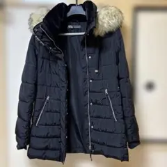 ZARA ファー付きフード ブラックダウンジャケット