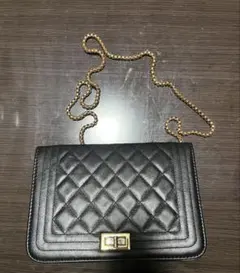 キルティングショルダーバック　黒