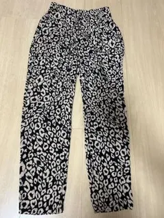 値下げ　ヒョウ柄ロングパンツ