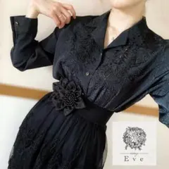 昭和レトロ　ヴィンテージ　変形襟　花柄　カッティング　光沢感　シャツブラウス