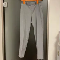 ユニクロ　スマートスタイルアンクルパンツ　グレーストライプ