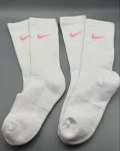 ナイキ エブリデイ プラス Nike Plus Cushioned