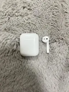 【片耳（R）＋ケース】AirPods 第二世代 中古品
