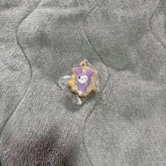 TWICElovelyのキャラクターキーホルダー