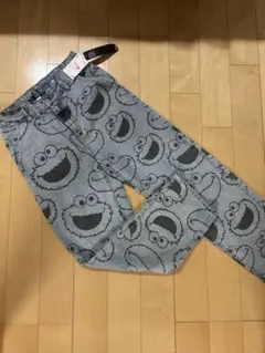 H&M 新品クッキーモンスタープリントデニムパンツ 36サイズ ライトブルー