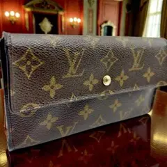 【極美品】ルイヴィトン ポルトトレゾール インターナショナル モノグラム　I2