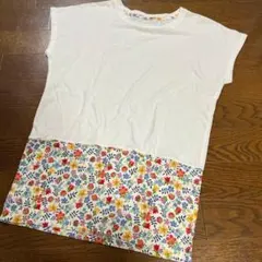 [美品]ホワイト 半袖チュニック 花柄裾リバティ柄ユニクロロング丈Mサイズのサムネイル