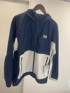 早い者勝ち！Helly Hansen フード付きナイロンジャケット　タグ付き新品