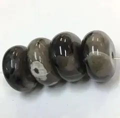 451.ボタン型 瑪瑙 天然石の模様がカッコ良くて綺麗ですょ☆4粒セット♪