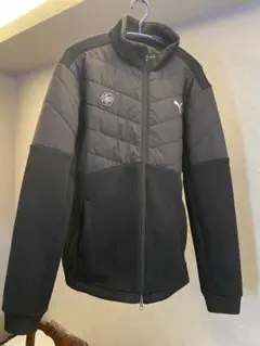 激安年末セール！新品未使用55%OFF！PUMA ジップアップジャケット 黒