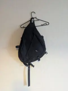 ワンショルダーボディバッグ　ナイロン