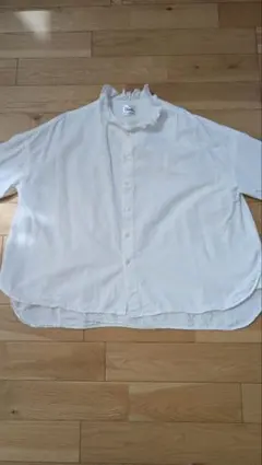 25ss Yarmo DUNGAREE RUFFLE SHIRTS シャツのサムネイル