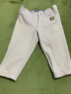 130センチ　野球ズボン　ZETT ホワイト 練習用ユニフォームパンツ