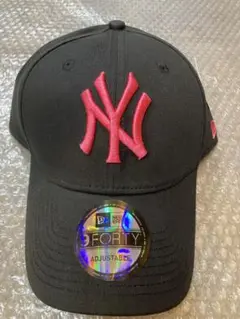 New Era NYロゴ Black色Pink刺繍キャップ男フリーサイズ