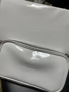 Item thumbnail for item fe836afb-4e7a-4765-9dd9-1d0ee3c91ee0