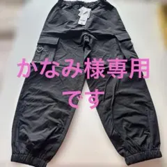新品 ハートチャーム付き カーゴパンツ ブラック