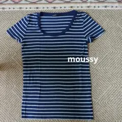【未着用】moussy/マウジー☆ネイビー ボーダーカットソーのサムネイル