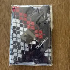 TRUSSARDI タオルハンカチ 新品未使用