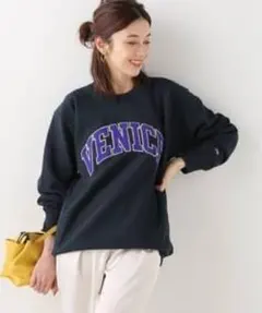 Champion　REVERSE WEAVE CREW NECK ロゴ