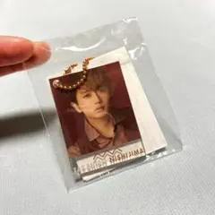 Item thumbnail for item f4d3d1db-a78b-41f9-ae9b-fb1c5b1b20c1