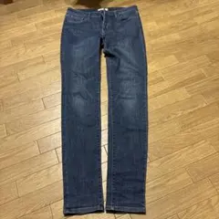 UNIQLO ウルトラストレッチスキニージーンズ W27