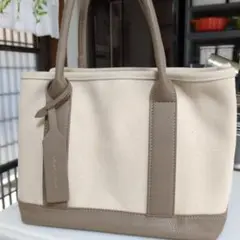 ベージュ キャンバストートバッグ