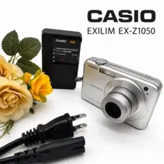 希少 CASIO EXILIM EX-Z1050 シルバー デジタルカメラのサムネイル