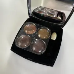 CHANEL レキャトルオンブル 382ルミエールエヴィブラシオン　アイシャドウ