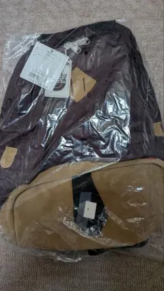 【レア】ノースフェイス BERKELEY NM71258 DP ディープパープル