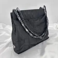 極美品 プラダ トートバッグ ナイロン キルティング プラスチックチェーン 黒