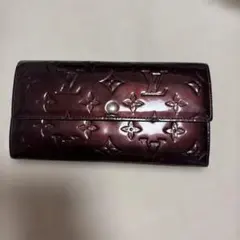 ルイ・ヴィトン（Louis Vuitton） モノグラム・ヴェルニ長財布