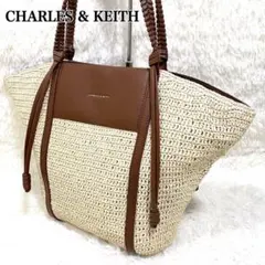 【美品】CHARLES & KEITH シャリア ラフィアウーブントートバッグのサムネイル